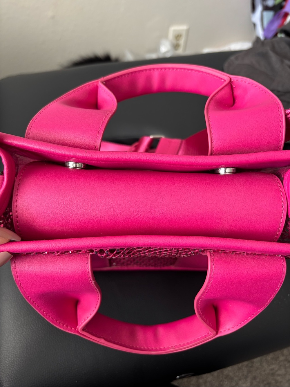 Steve Madden Bright Pink Mesh Tote Bag - Picture 5 of 9